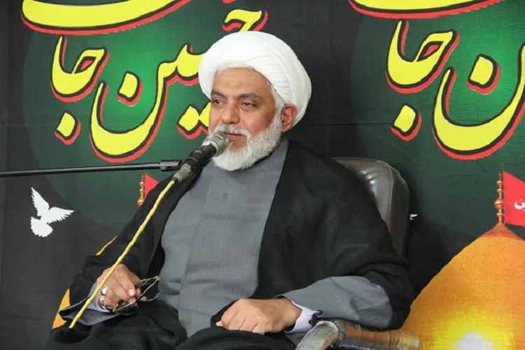 امروزه کانون خانواده در معرض هجوم دشمن است