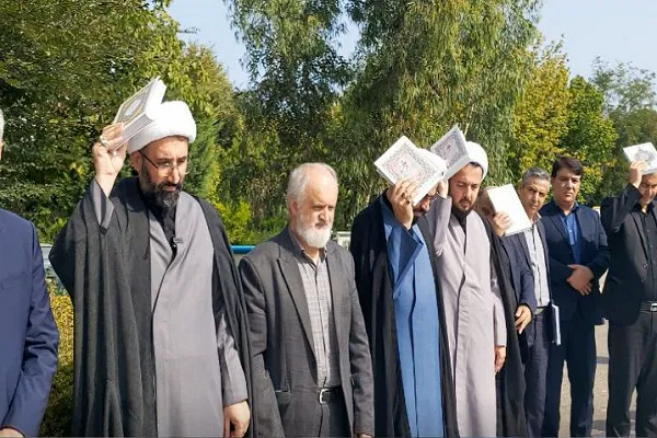تجمع دانشگاهیان دانشگاه آزاداسلامی مازندران در محکومیت هتک حرمت قرآن..