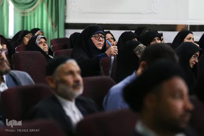 نشست تبیین گام دوم انقلاب ویژه ائمه جماعات و مبلغان در اراک