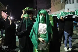 سینی‌گردانی در اهواز به یاد شهید نوجوان کربلا