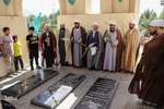 غبار روبی گلزارشهداء همزمان باآغاز هفته دفاع مقدس در ملایر‎