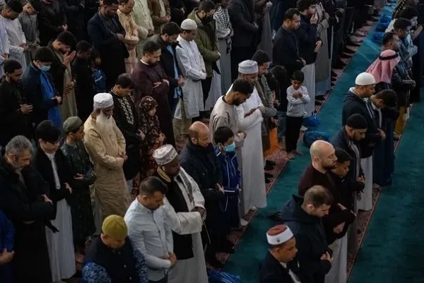 تحقیق درباره متولیان مساجد انگلستان به دلیل انتقاد از اسرائیل