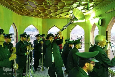 آیین نقاره ‌زنی در حرم حضرت شاهچراغ(ع)