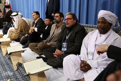 دیدار شرکت‌کنندگان در سی‌وپنجمین دوره مسابقات بین‌المللی قرآن با رهبر انقلاب