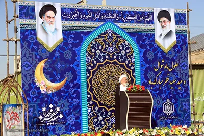 اقامه نماز عید فطر در امامزاده جعفر(ع) یزد