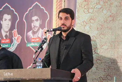 یادواره 285 شهید ارتش جمهوری اسلامی ایران و 11 شهید خلبان ملایر