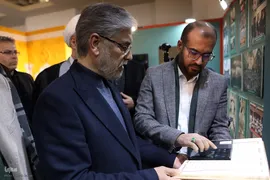 بازدید وزیر علوم از سی‌ودومین نمایشگاه بین‌المللی قرآن کریم