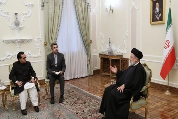 تاکید رئیس جمهور بر ضرورت مقابله با هرگونه فضاسازی در روابط ایران و پاکستان
