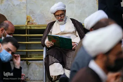 Gedenkveranstaltung zu Ehren von Allama Hasanzadeh Amoli in Qom