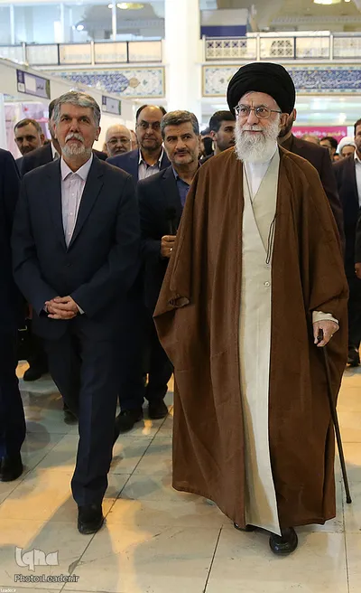 بازدید رهبر انقلاب از سی و‌‌ یکمین نمایشگاه بین‌المللی کتاب تهران