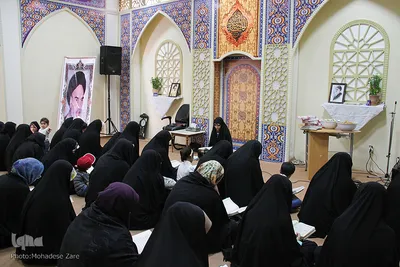 محفل انس با قرآن نورالثقلین در حاشیه شهر مشهد
