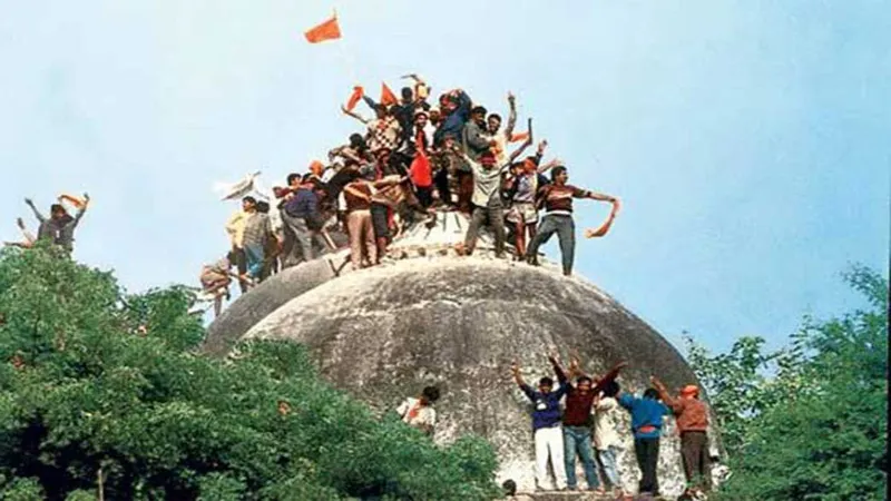 বাবরী মসজিদ-রাম মন্দির ইস্যুতে সংলাপের প্রস্তাব সুপ্রিম কোর্টের: মিশ্র প্রতিক্রিয়া