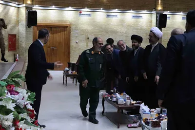 نشست جبهه علمی و فرهنگی اساتید بسیجی در دانشگاه تبریز