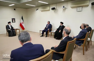 دیدار رئیس جمهور تاجیکستان و هیئت‌ همراه‌ با رهبر معظم انقلاب