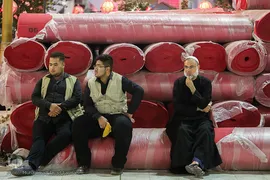 مفروش شدن بین الحرمین به فرش قرمز