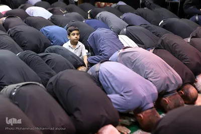 نماز جماعت ظهر عاشورا در اهواز عکاس محمد محمدعلی پور
