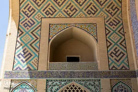 افراشته فیروزه‌ای؛ مسجد حکیم یا مسجد جورجیر