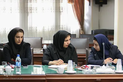 نشست خبری استاندار مرکزی با اصحاب رسانه