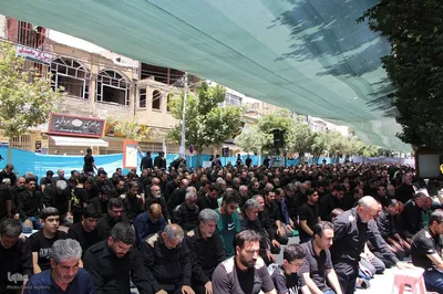 نماز ظهر عاشورا در ملایر