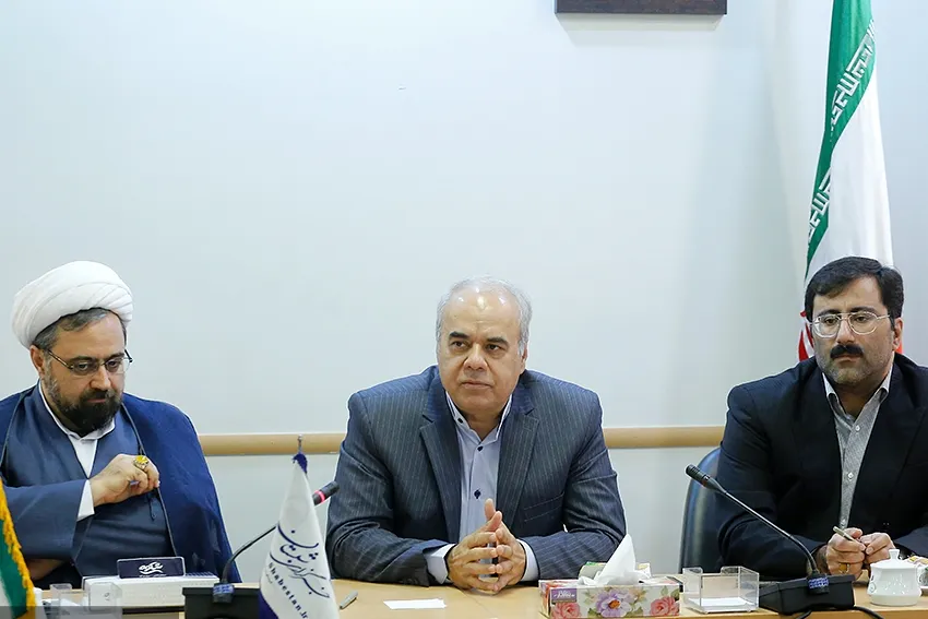 خبر تاثیرگذار با حکمت، قول سدید، موعظه حسن و جدال احسن همراه است