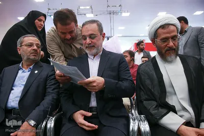 افتتاح ششمین نمایشگاه ایران نوشت