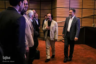 مراسم انتخاب چهره سال هنر انقلاب اسلامی