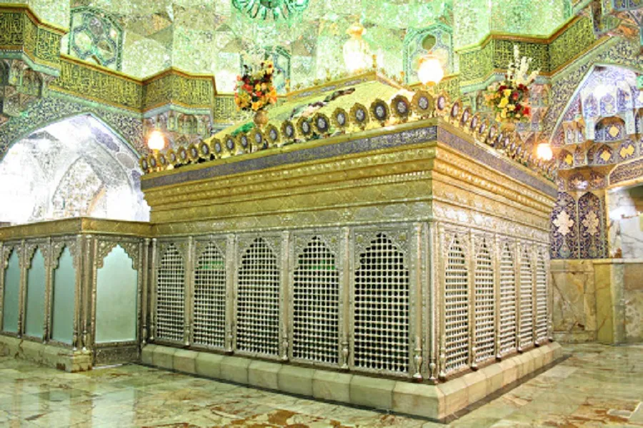 فیلم | رونمایی از ضریح مطهر حضرت معصومه(س) با حضور آیت‌الله بهجت