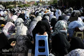 نماز عید سعید فطر در جوار حرم مطهر حضرت عبدالعظیم حسنی علیه‌السلام