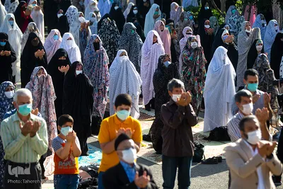 Gebet zum Fest des Fastenbrechens im Schrein von Abdul Azim Hasani (as)