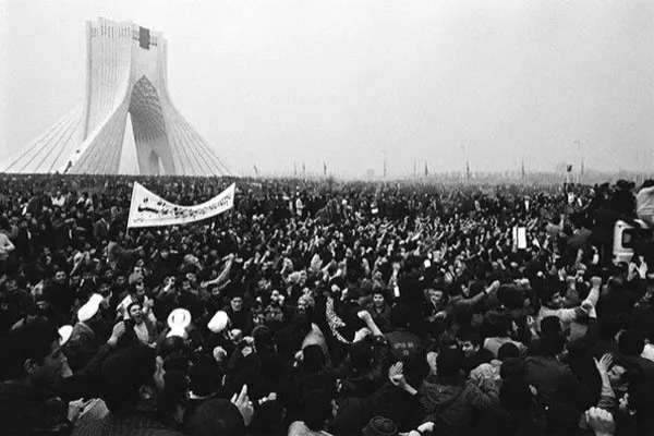 Turmoil of the Rabble Vs Islamic Revolution