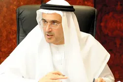 صارفین کا اماراتی مصنف کے خلاف شدید اعتراضات