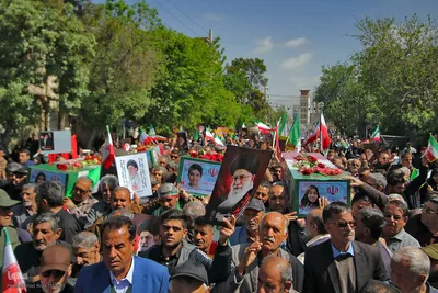 تشییع پیکر خانواده شهید در شیراز