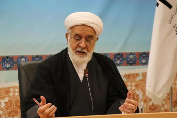 امام(ره) معتقد به جمع بین نهاد دین و حاکمیت بود