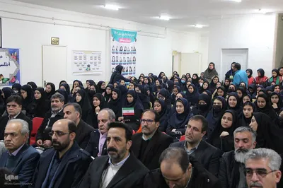 مراسم نواختن زنگ انقلاب در مدارس شهرستان ملایر