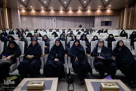 ورود بانوان قرآن پژوه به مشهد مقدس