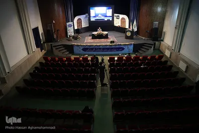 مراسم افتتاحیه پنجمین دوره توانمندسازی مدیران دارالقرآن های آموزش و پرورش کشور در شبکه «شاد»