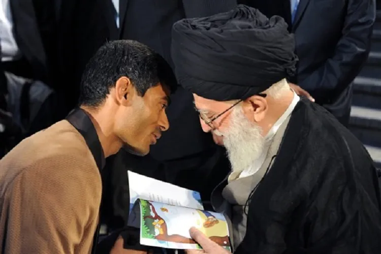 هادی فردوسی به عنوان دبیر همایش شاعران انقلاب اسلامی فارس انتخاب شد
