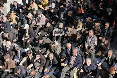 اقامه نماز باران در گلستان شهدای اصفهان