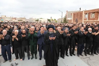 نماز ظهر عاشورا در اردبیل اقامه شد

