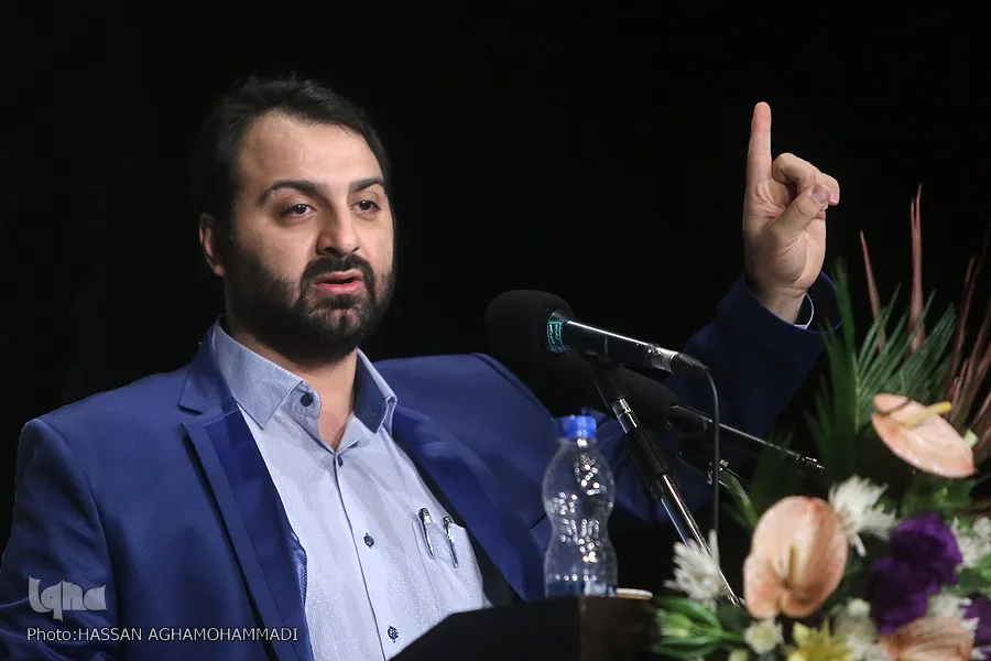 مؤسسات قرآنی با حضور و یا ارائه طومار مطالبه‌گری کنند