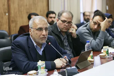 نشست تخصصی کتاب های جریان ساز انقلاب
