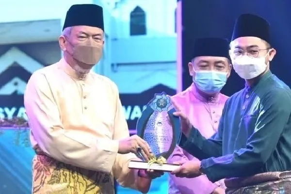 Malayziyanın Sabah şəhərində keçirilən Quran müsabiqəsinin qalibləri