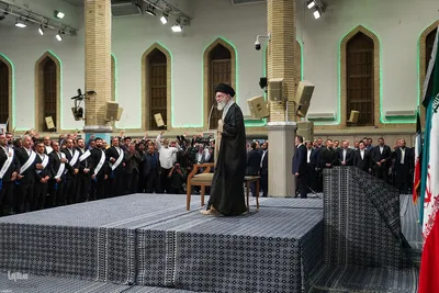 دیدار هزاران نفر از کارگران سراسر کشور با رهبر معظم انقلاب