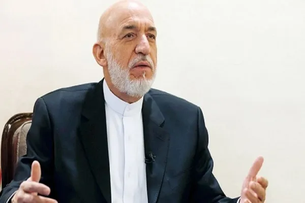 حامد کرزي د افغان نجونو لپاره  د ځینو هیوادونو له خوا د تعلیمي بورسونو تود هرکلی وکړ