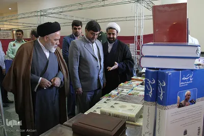 افتتاح نمایشگاه قرآن چهارمحال و بختیاری