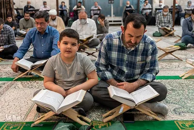 آیین جزء خوانی قرآن در مسجد حضرت رسول اکرم (ص) کرج