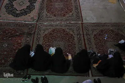احیای شب بیست و یکم ماه رمضان در امام زاده سید حمزه(ع) تبریز