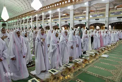 جشن شکوفایی (تکلیف) دانش آموزان دختر تبریز