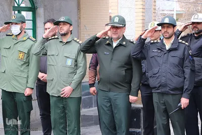 غبارروبی گلزار شهدای ملایر هم‌زمان با روز بزرگداشت شهدا