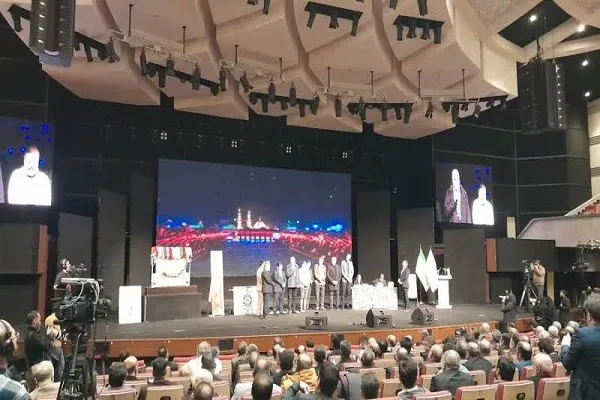 خیران، هنرمندان و عاشقان اباعبدالله(ع)؛ آماده ساخت صحن عقیله بنی‌هاشم